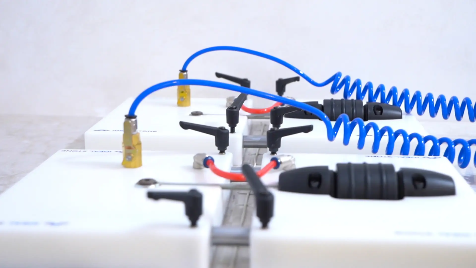 C0022.00_03_55_17.Still002